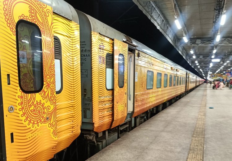 खुशखबरी: गांधीधाम–सियालदह स्‍पेशल 17 और बान्‍द्रा टर्मिनस-बरौनी जंक्‍शन के मध्‍य साप्ताहिक पूजा स्‍पेशल ट्रेन 22 सितम्बर से चलेगी