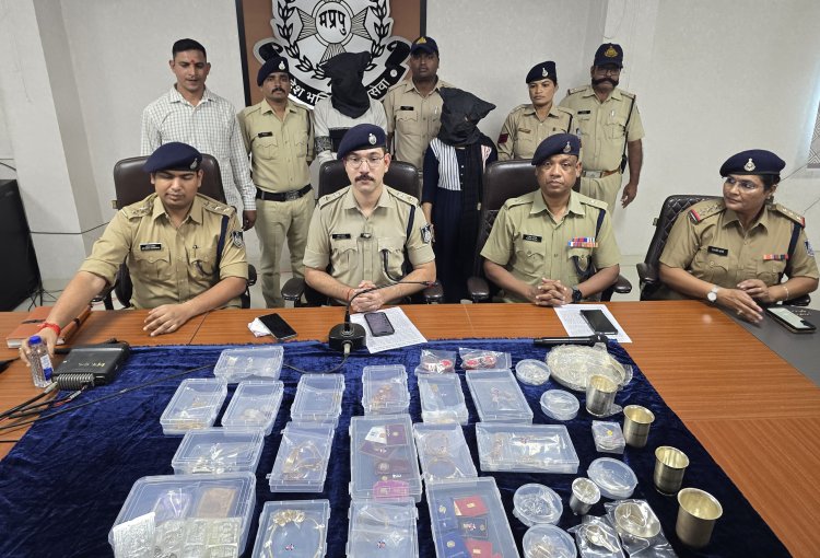 वेफर्स फेक्ट्री संचालक के घर नौकरानी ने ऑटो चालक से मिलकर की थी लाखों की चोरी, नौकरानी व ऑटो चालक गिरफ्तार